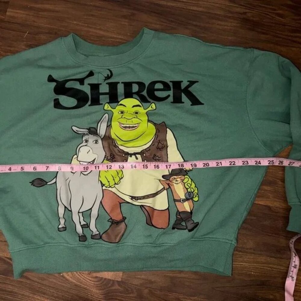 Like New DreamWorks Shrek Donkey & Puss in Boots Cropped Sweatshirt Small - Picture 7 of 8